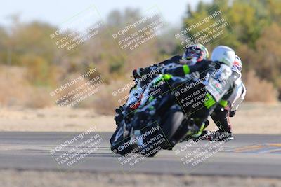 media/Dec-18-2022-SoCal Trackdays (Sun) [[8099a50955]]/Turn 7 Backside (1125am)/